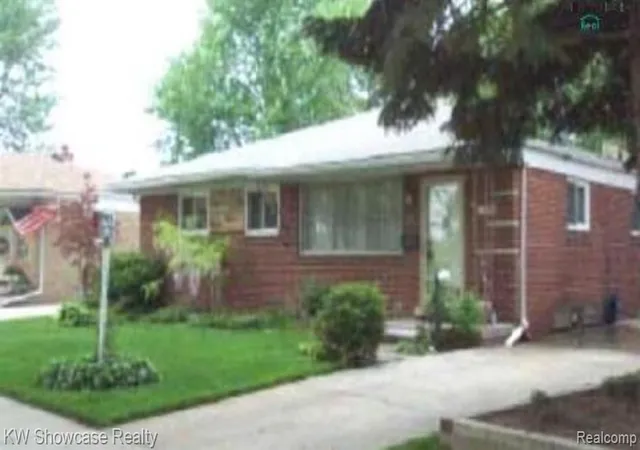 Homes for sale in Eastpointe, MI | 24845 Ridgecroft Ave, Eastpointe, MI 48021 | MLS# 60961367