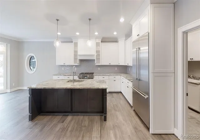 2nd image of 2515 Barberry Dr #21, Shelby Township, MI 48316 | MLS# 60975494
