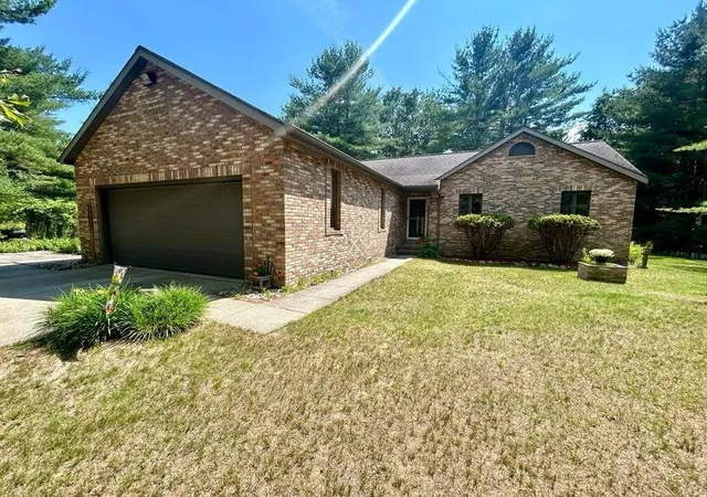 1st image of 3557 W Pinewood Dr, Roscommon, MI 48653 | MLS# 80070872