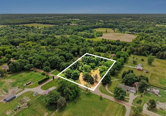 Homes for sale in Ionia, MI | 491 Peterson Rd, Ionia, MI 48846 | MLS# 70543033