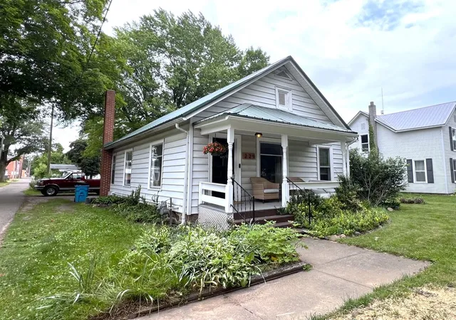 Homes for sale in Burr Oak, MI | 229 5th St, Burr Oak, MI 49030 | MLS# 70537817