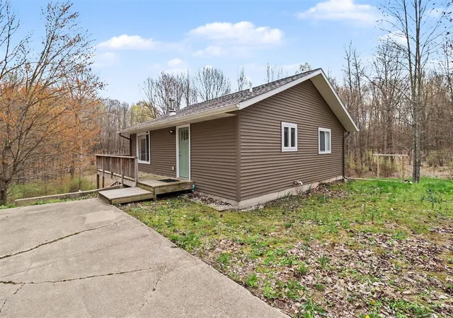 Homes for sale in Branch, MI | 7415 E Anthony Rd, Branch, MI 49402 | MLS# 70529745
