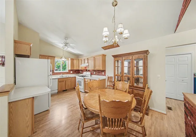 Homes for sale in Grass Lake, MI | 103 Ridgeview Ct, Grass Lake, MI 49240 | MLS# 70536120