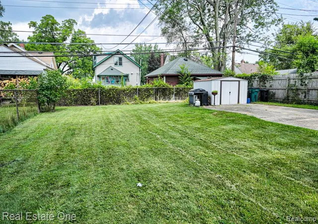 54th image of 1364 W Saratoga St, Ferndale, MI 48220 | MLS# 60926528