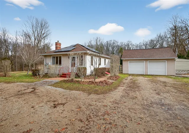 1st image of 6246 S Brooklyn Rd, Jackson, MI 49201 | MLS# 70519877
