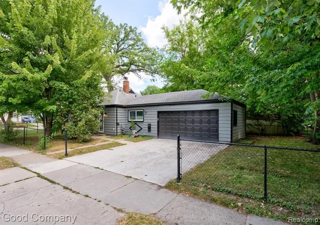 1st image of 1710 Woodward Hts, Ferndale, MI 48220 1565 | MLS# 61024282