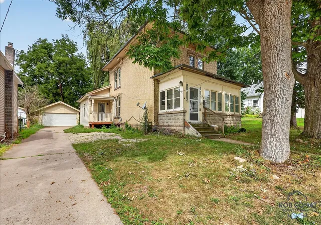 2nd image of 445 N State St, Ionia, MI 48846 | MLS# 70553556