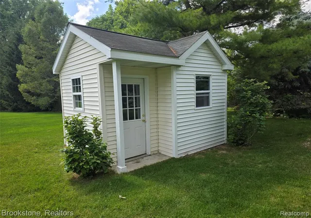 Homes for sale in Linden, MI | 14388 Oak Leaf Trl, Linden, MI 48451 | MLS# 61006691