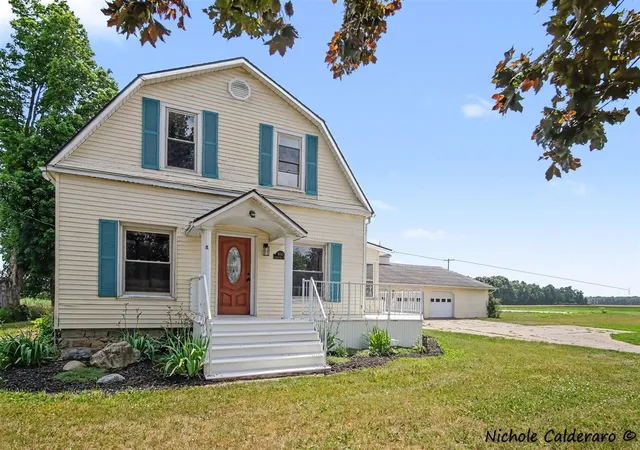 Homes for sale in Carson City, MI | 9640 E Condensery Rd, Carson City, MI 48811 | MLS# 70543938