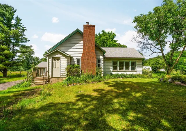 Homes for sale in Chelsea, MI | 18250 Bush Rd, Chelsea, MI 48118 | MLS# 70542510