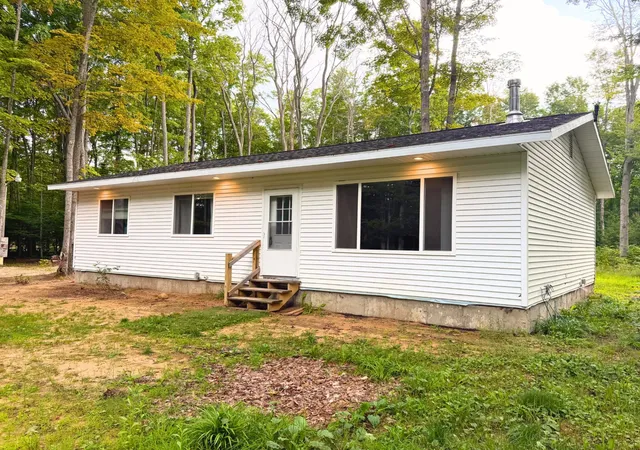Photo 1 of Single family home for sale at 6168 Needles Ln, Kalkaska, MI 49646 | MLS# 80072936 | Listing updated on 2026-08-30