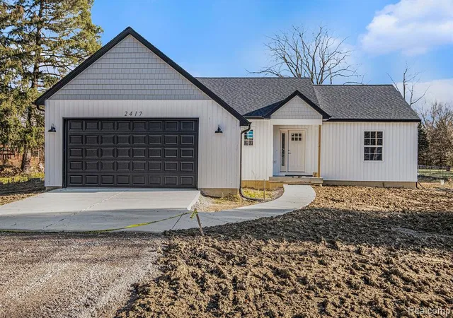 22nd image of 2417 Eugene St, Burton, MI 48519 1356 | MLS# 60939390