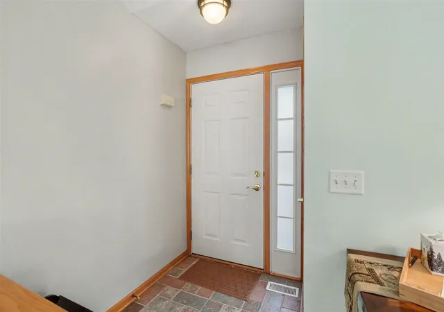 Photo 5 of Single family home for sale at 2985 Riley Ridge Rd, Holland, MI 49424 | MLS# 70554066 | Listing updated on 2026-08-26