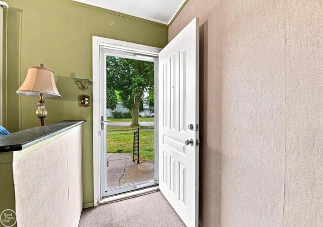 Photo 4 of Sale Pending at 13457 Butler Dr, Sterling Heights, MI 48313 | MLS# 50219584 | Listing updated on 2026-09-30