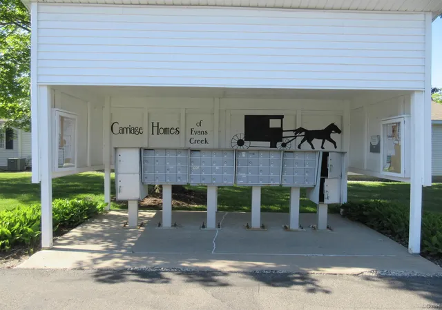 Homes for sale in Tecumseh, MI | 1001 Carriage Dr, Tecumseh, MI 49286 | MLS# 50209331