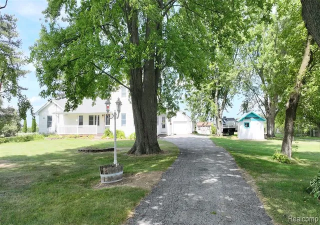 2nd image of 12930 Wilkinson Rd, Freeland, MI 48623 9289 | MLS# 61023542