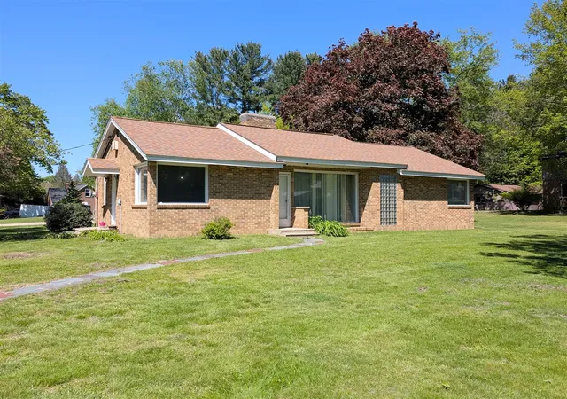 2nd image of 201 Randolph St, Bangor, MI 49013 | MLS# 70531423