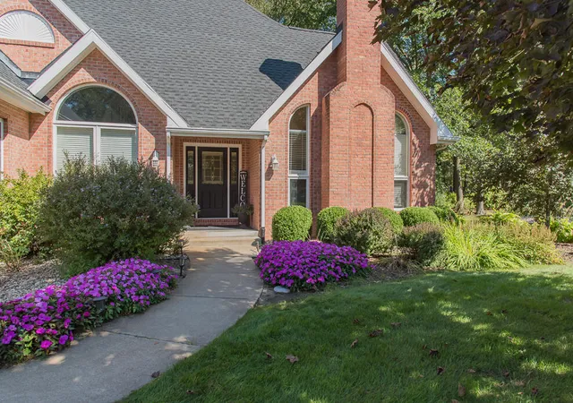 2nd image of 8551 Old Stone Cir, Kalamazoo, MI 49009 | MLS# 70520262