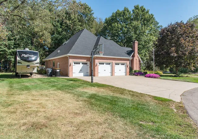 88th image of 8551 Old Stone Cir, Kalamazoo, MI 49009 | MLS# 70520262