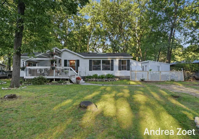 Homes for sale in Wayland, MI | 1705 Archwood Dr, Wayland, MI 49348 | MLS# 70541620