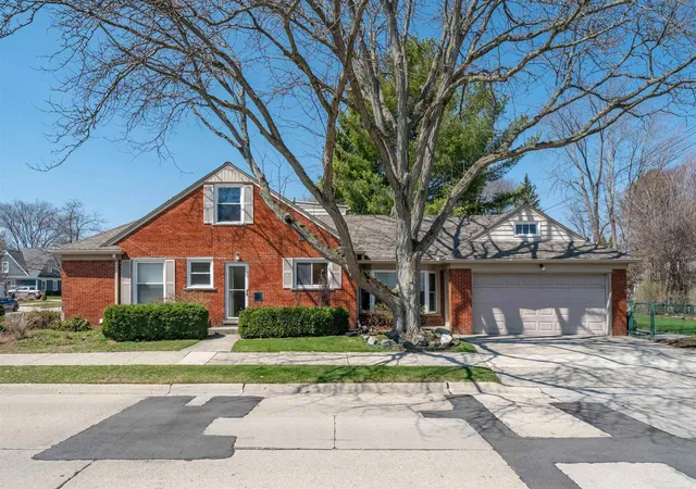 4th image of 1040 N Renaud Rd, Grosse Pointe Woods, MI 48236 | MLS# 50214517