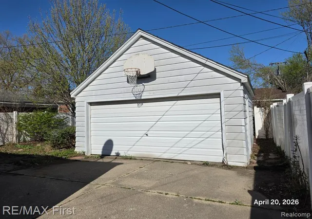 Homes for sale in Eastpointe, MI | 24544 Phlox Ave, Eastpointe, MI 48021 | MLS# 60986216