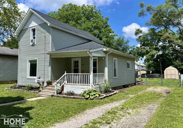 Homes for sale in Durand, MI | 110 W Perry St, Durand, MI 48429 | MLS# 50212314