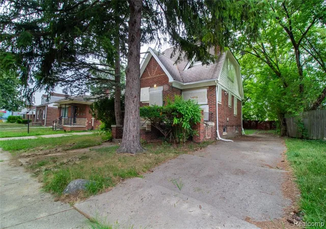 Photo 2 of Single family home for sale at 11422 Stockwell St, Detroit, MI 48224 1588 | MLS# 61024116 | Listing updated on 2026-08-25