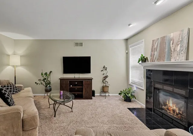 Photo 3 of Condominium at 45658 Rathmore St, Macomb, MI 48044 | MLS# 50214911 | | Sold on 2026-08-12