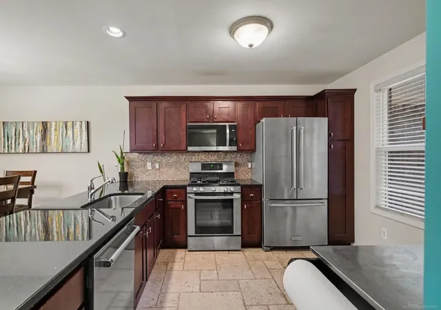 Photo 5 of Condominium at 45658 Rathmore St, Macomb, MI 48044 | MLS# 50214911 | | Sold on 2026-08-12