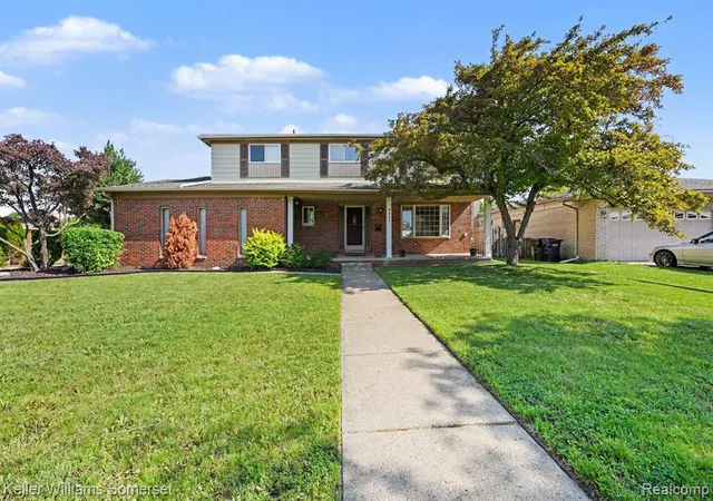 Photo 1 of Sale Pending at 4023 Anthony Dr, Sterling Heights, MI 48310 | MLS# 61011250 | Listing updated on 2026-08-18