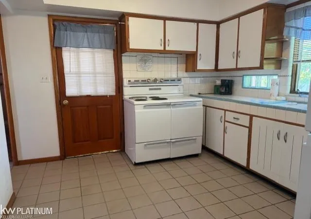 Homes for sale in Marine City, MI | 1891 S Parker St, Marine City, MI 48039 | MLS# 50206393
