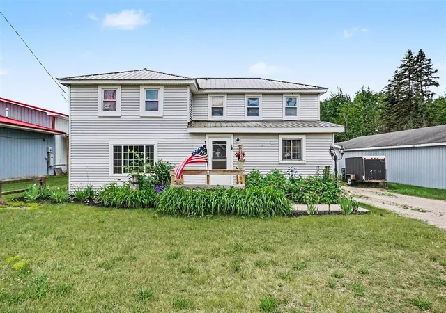 Homes for sale in Reed City, MI | 21029 11 Mile Rd, Reed City, MI 49677 | MLS# 70538657