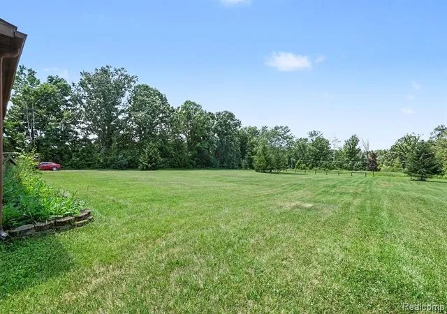 Homes for sale in Columbiaville, MI | 4242 Skelton Rd, Columbiaville, MI 48421 | MLS# 61008651