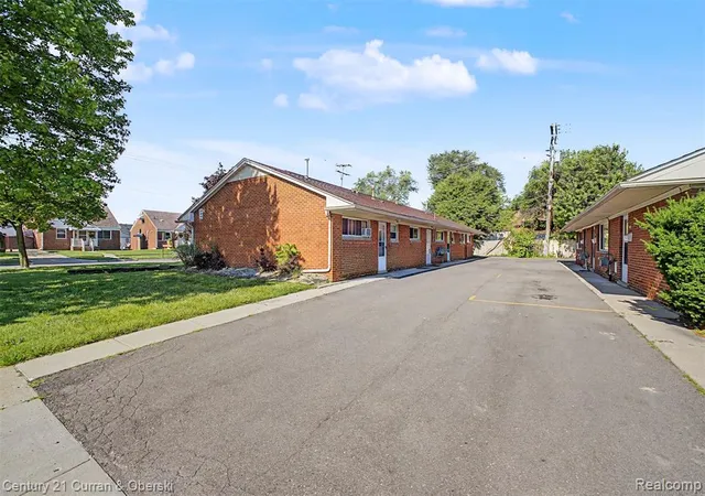 Homes for sale in Lincoln Park, MI | 4222 Drouillard St, Lincoln Park, MI 48146 | MLS# 61006740