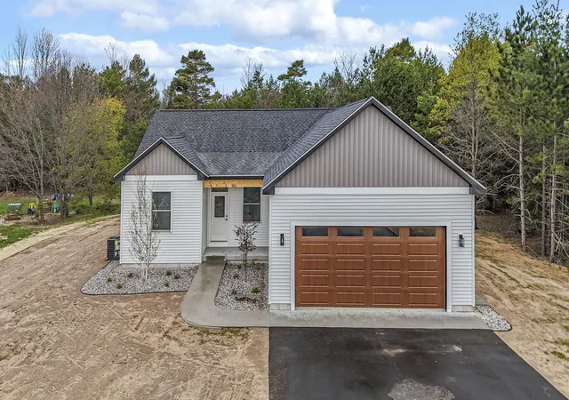 Homes for sale in Grawn, MI | 3038 Michele Marie, Grawn, MI 49637 | MLS# 80070150