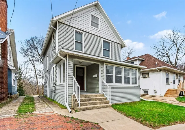 Homes for sale in Kalamazoo, MI | 1510 W Main St, Kalamazoo, MI 49006 | MLS# 70523510