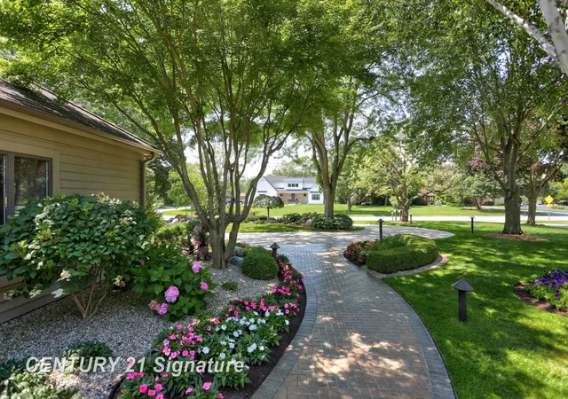 Photo 3 of Single family home for sale at 210 Golfview, Saginaw, MI 48638 | MLS# 50117887 | Listing updated on 2026-07-28