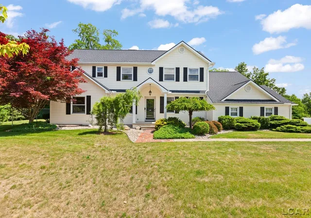 Photo 1 of Single Family Residence at 817 Outer Dr, Tecumseh, MI 49286 | MLS# 50213423 | | Sold on 2026-08-13