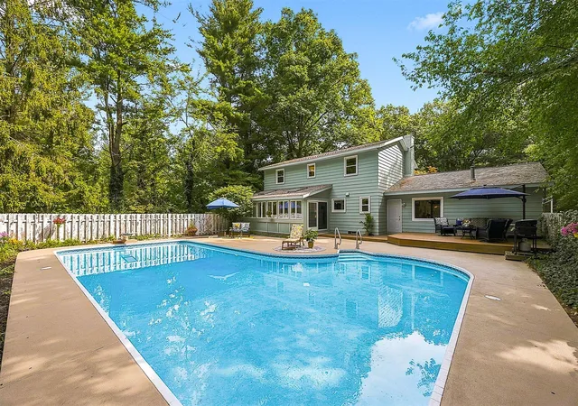 4th image of 3361 Elderwood Ave, Holland, MI 49424 | MLS# 70548789