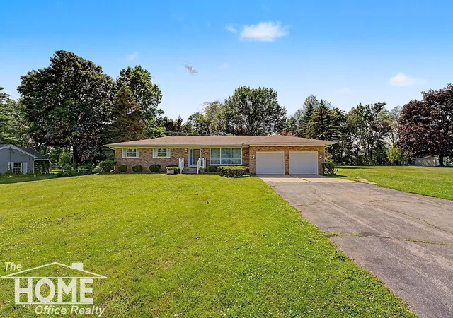 Homes for sale in Laingsburg, MI | 7868 Woodbury Rd, Laingsburg, MI 48848 | MLS# 50213047