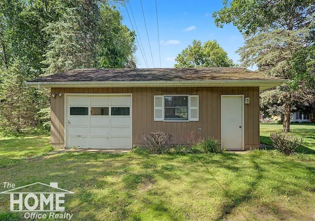 Homes for sale in Laingsburg, MI | 7868 Woodbury Rd, Laingsburg, MI 48848 | MLS# 50213047