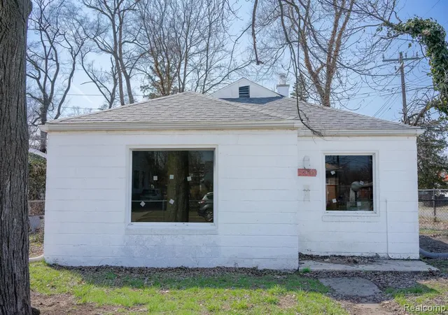 1st image of 20255 Santa Rosa Dr, Detroit, MI 48221 | MLS# 60982999