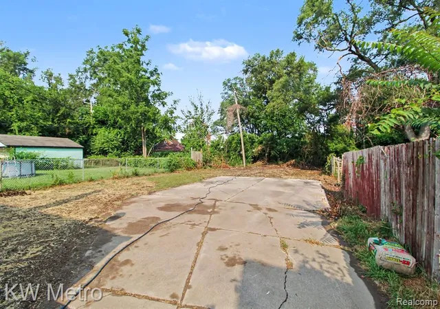 21st image of 1680 S Ethel St, Detroit, MI 48217 | MLS# 61018822