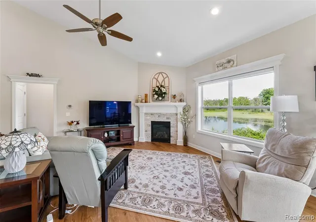 5th image of 4800 Chestnut Springs Dr, Howell, MI 48843 7473 | MLS# 61006262