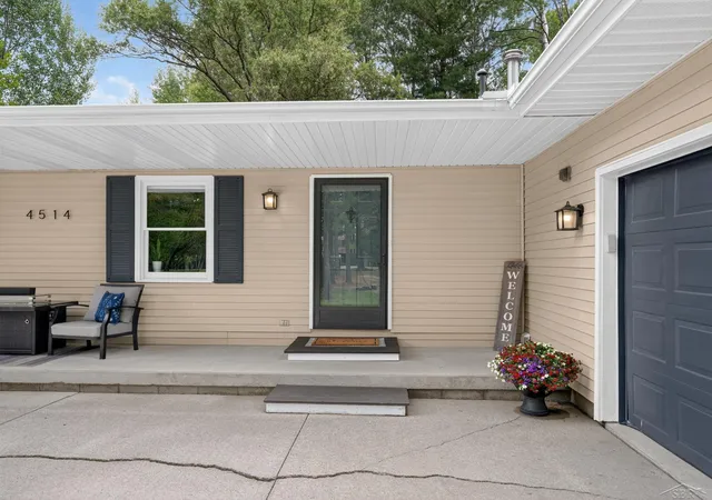 Homes for sale in Gladwin, MI | 4514 W Salisbury Dr, Gladwin, MI 48624 | MLS# 50213595