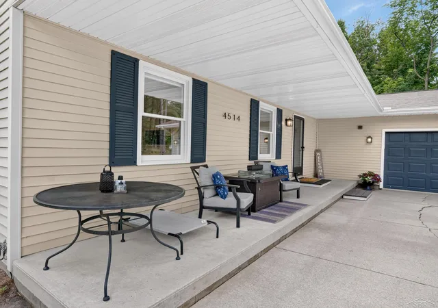 Homes for sale in Gladwin, MI | 4514 W Salisbury Dr, Gladwin, MI 48624 | MLS# 50213595