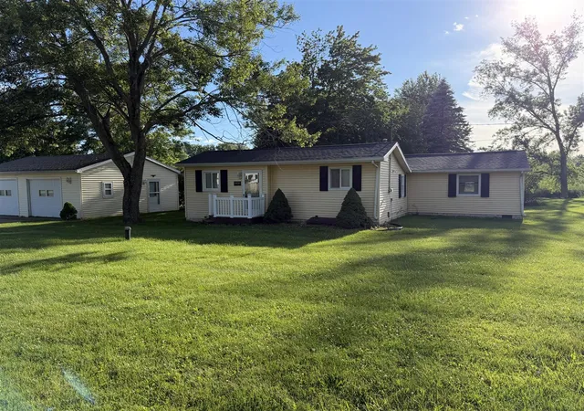 Homes for sale in Homer, MI | 5545 25 1/2 Mile Rd, Homer, MI 49245 | MLS# 70540578