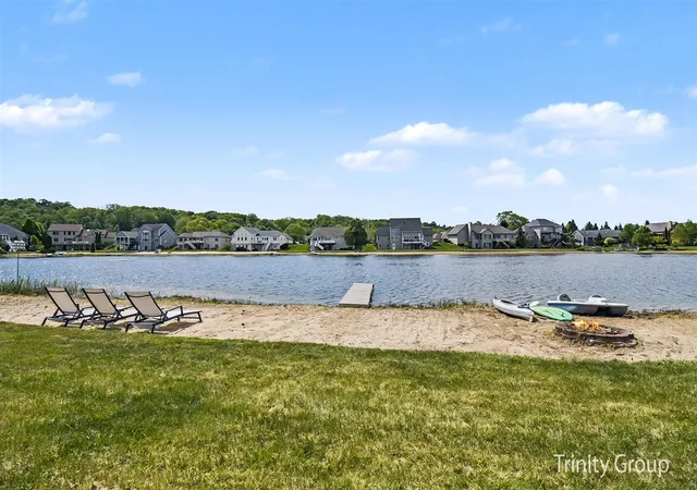 2nd image of 1554 Ponstein Dr, Hudsonville, MI 49426 | MLS# 70534224