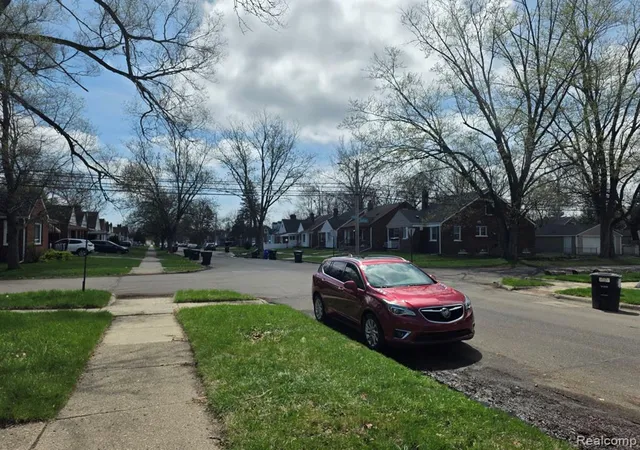 Photo 3 of Single family home for sale at 19400 Saint Marys St, Detroit, MI 48235 2325 | MLS# 61025170 | Listing updated on 2026-08-28